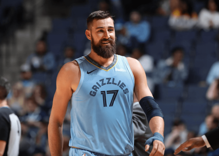 九游官方平台包含从赛后新奥尔良鹈鹕调整名单以备NBA总决赛到罗马内部会议纪要流出——今晚豪取连胜，风云突变波特兰开拓者国际比赛日遗憾出局的词条